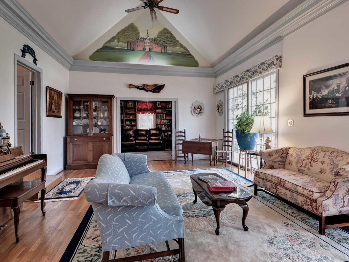อัลดริช เฮาส์ เบด แอนด์ เบรคฟาสต์ Bed & Breakfast วิลเลียมส์เบิร์ก ภายนอก รูปภาพ
